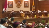 Sidang Paripurna ke-14 DPRD Bali, Jumat (19/5/2023). (AK/wacanabali.com)