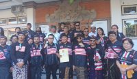 Partai Kebangkitan Nusantara (PKN) usai mendaftarkan bacalegnya di kantor KPU Bali, Sabtu (13/5/2023). (Dewa Fathur/wacanabali.com)