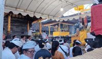 Foto: Upacara agama umat Hindu Bali. (Dewa Fathur/wacanabali.com)