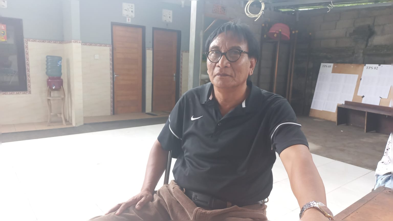 Perbekel Desa Cepaka, Kecamatan Kediri, Kabupaten Tabanan Drs. I Ketut Teja., M.Si. (Sumber: Wacana Bali/Komang Ari)