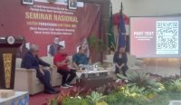 Foto: Giat Seminar Nasional membahas digitalisasi sistem pembayaran berbasis QRIS digelar Fakultas Bisnis Sosial Teknologi dan Humaniora dan Prodi Hukum Universitas Bali Internasional (Unbi), serta Kantor Perwakilan Bank Indonesia Provinsi Bali  pada Sabtu (8/7/2023). (Krisna Putra/wacanabali.com)