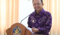 Foto: Gubernur Bali, Wayan Koster saat memberi sambutan pembukaan Musprov I SMSI Bali, di Kantor Diskominfos Provinsi Bali, Jumat (25/8/23). Sumber: dok/SMSI Bali