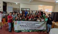 Tim pengabdian masyarakat memberi pelatihan partisipatif terkait pengenalan, pencegahan dan pengendalian infeksi secara mandisi bagi disabilitas sensorik netra, di Yayasan Dria Raba, Denpasar, Minggu (27/8/23). Foto: dok/Tim Pengabdian Masyarakat Fakultas Farmasi Unmas