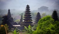 Ilustrasi Pura. Sumber: Freepik.