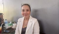 Foto: Ni Wayan Pipit Prabhawanty, dari Pradam Law Office, saat memberikan pandangannya soal maraknya kasus pencabulan di Bali, Senin (25/9/23). (Krisna Putra/wacanabali.com)