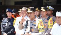 Foto: Kapolda Bali di dampingi Kapolres, Dandim Jembrana dan Bupati Jembrana saat meninjau kesiapan saat Nataru di Pelabuhan Gilimanuk, Jembrana, Rabu (27/12/23). Sumber: dok/Hms