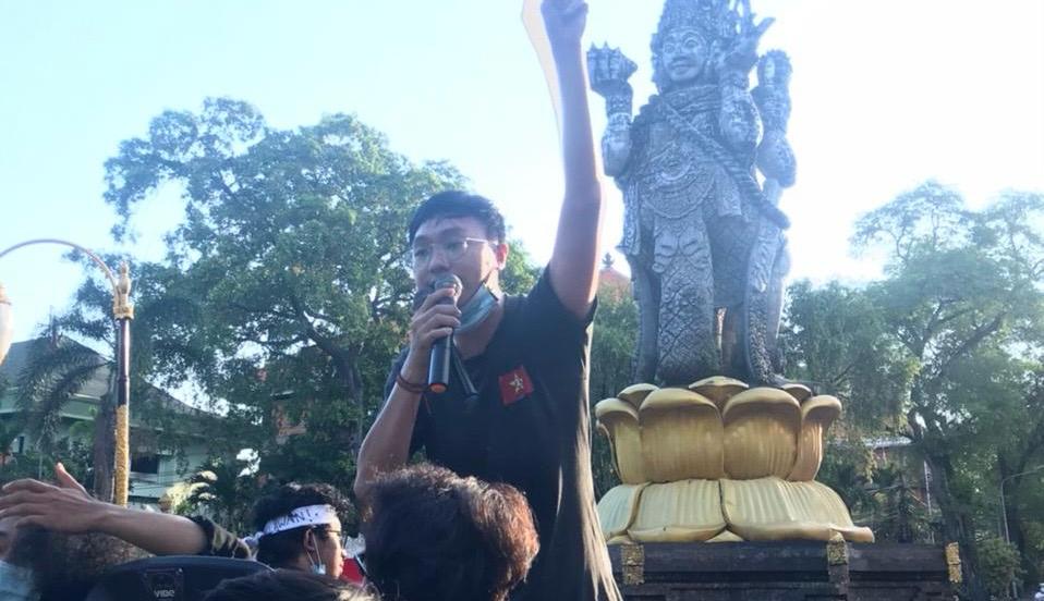 Foto: Ketua Eksekutif LMND Bali Jonathan Kevin. Sumber: Jonathan Kevin.