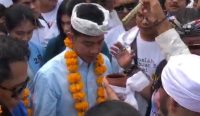 Foto: saat Cawapres Nomor Urut 2 Gibran Rakabuming Raka melakukan kunjungan ke Buleleleng, Selasa (9/1/24) Sumber: dok/wacanabali.com