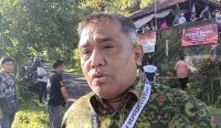 Foto: Ketua KPU Provinsi Bali I Dewa Agung Gede Lidartwan kepada wartawan, Selasa (20/2/24). (Dok. KPU/wacanabali.com)