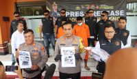 Foto: Pengungkapan kasus pemburuan liar oleh Polres Buleleng. (Sumber: Polres Buleleng).