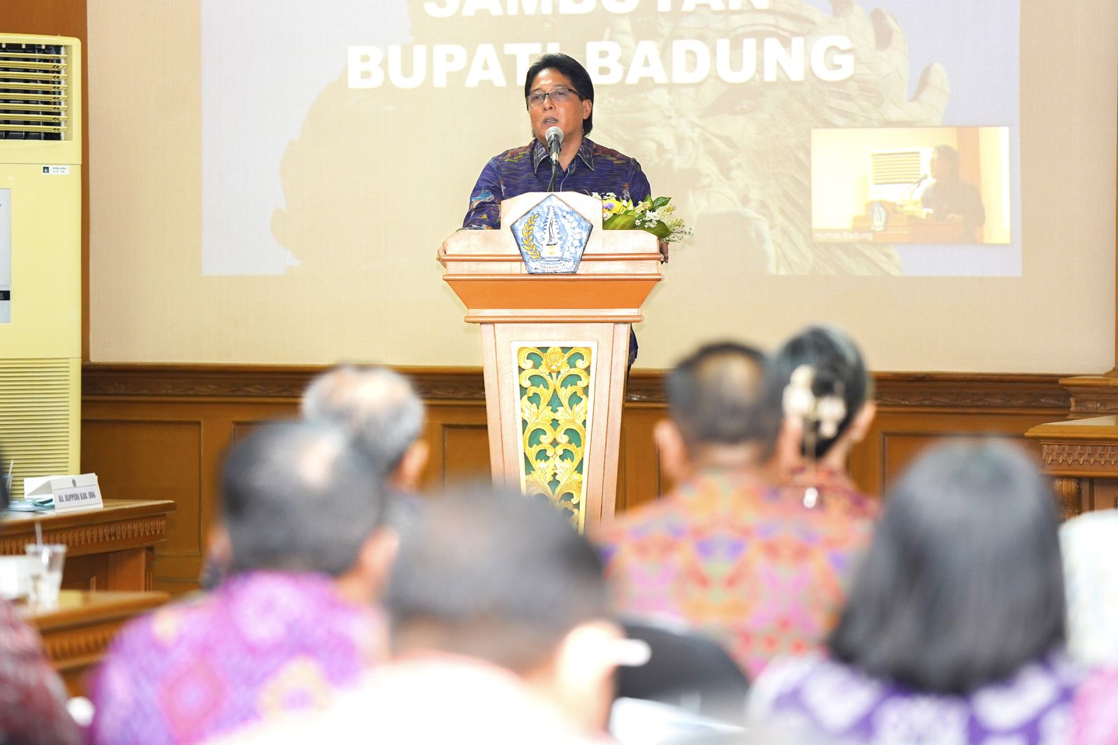 Bupati Badung I Nyoman Giri Prasta didampingi Wabup Ketut Suiasa membuka Musrenbang RPJPD Kabupaten Badung di ruang Pertemuan Inspektorat, Puspem Badung, Selasa (28/5/24). Sumber: dok/Hms