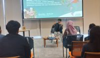 Foto: Workshop tentang pemberdayaan kopi di Kintamani yang dibawakan oleh CEO Koop Kopi Indonesia, Reza Fabianus. Sumber: Yulius N/wacanabali.com