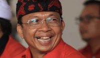 Foto: Gubernur Bali periode 2018-2023, I Wayan Koster. Sumber: Freepik.