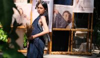 Foto: Karya Art Fashion Ninik Juniati dengan proses menisik. Sumber: Istimewa/Wacanabali.com