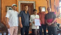 Foto: Sejumlah Penglingsir Puri yang Menyatakan Diri Menolak Apel GP Ansor di Bali. Sumber: Komang Ari/Wacanabali.com