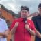 Nyoman Suwirta (tengah) Ketua tim pemenangan bersama paslon Bupati Klungkung, Made Satria dan Tjokorda Gede Surya Putra (SATRIYA). Sumber: dok/wacanabali.com