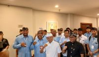 Foto: paslon nomor urut 1, Mulia-PAS dan paslon nomor urut 2, Koster-Giri. Sumber: Yulius N/wacanabali.com
