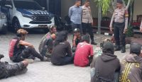 Foto: Pengamanan Sekelompok 'Anak Punk' di Denpasar. Sumber: Kapolsek Denut.