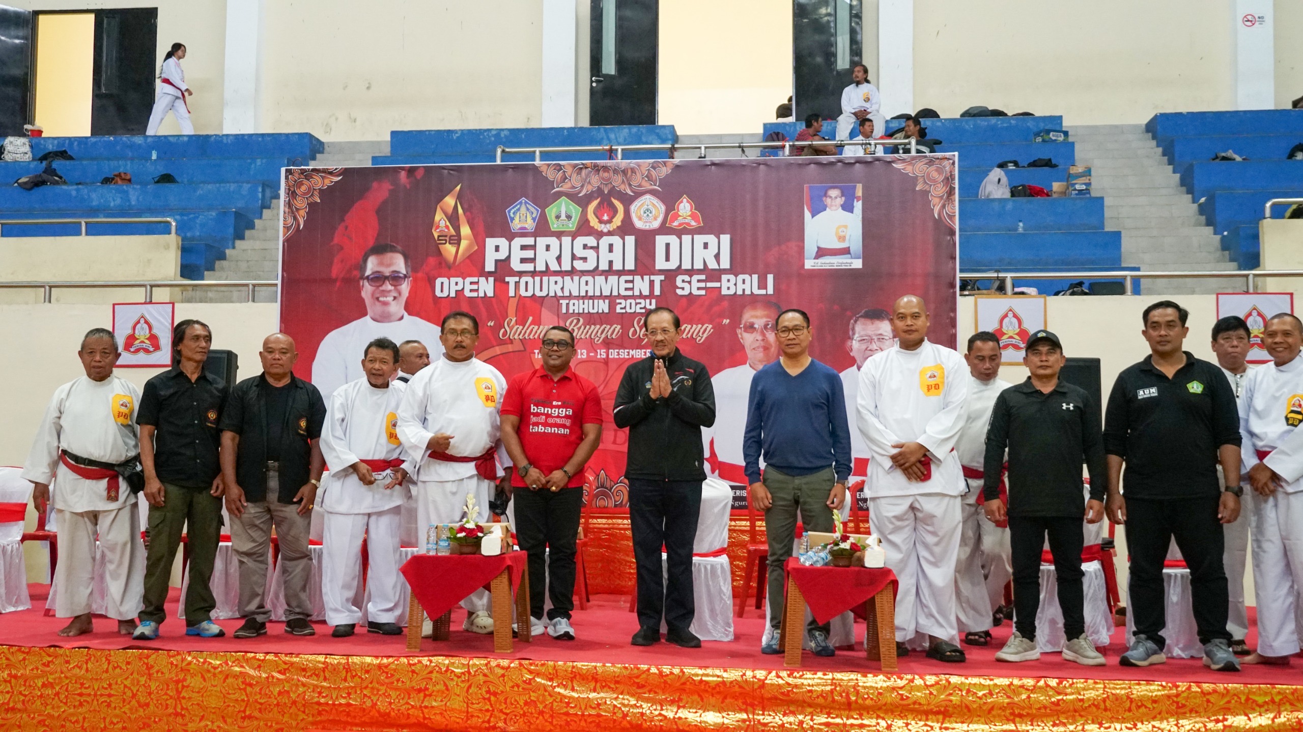 Wabup Ketut Suiasa sekaligus Ketua Umum IPSI Bali menghadiri pembukaan Kejuaraan Perisai Diri Open Tournament se-Bali di GOR Debes Utara, Tabanan, Jumat (13/12).