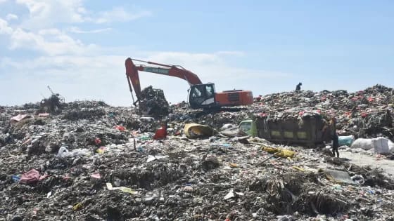 Foto: TPA Suwung. Sumber: dok/ wacanabali.com