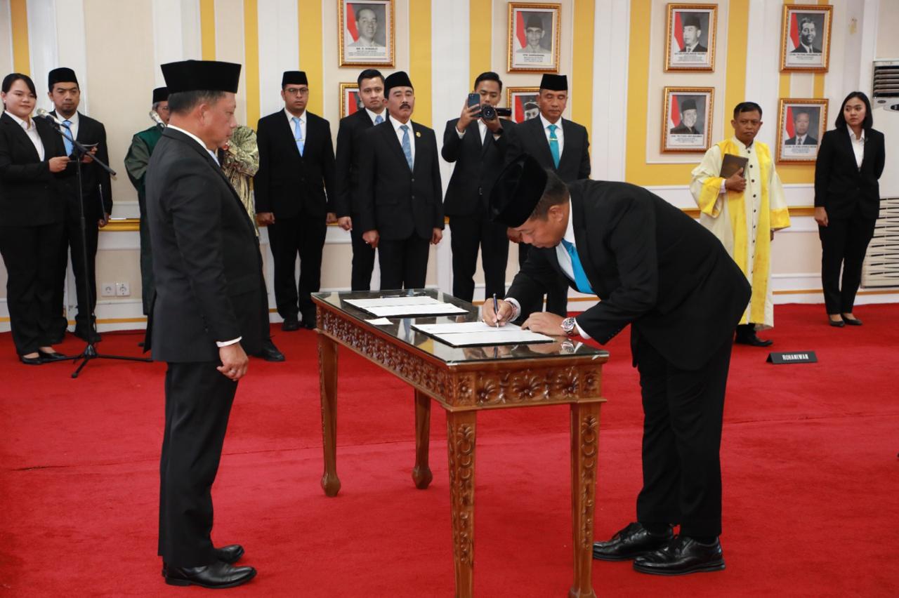 Foto: Pj Gubernur Bali Sang Made Mahendra Jaya saat dilantik sebagai Irjen Kemendagri, di Jakarta, Selasa (11/2/25). Sumber: Pemprov Bali.