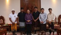 Foto: Komunitas layangan Bali saat audiensi dengan Gubernur Bali, Wayan Koster.