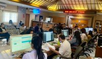 Foto: Suasana Pelayanan pembayaran pajak di Kantor Bapenda Kota Denpasar.