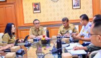Foto: Rapat pembahasan persiapan regulasi penataan menyeluruh Pasar Kreneng, yang dipimpin Wali Kota Denpasar, I Gusti Ngurah Jaya Negara, Senin (26/5/25) di Kantor Wali Kota Denpasar. Sumber Pemkot Denpasar.