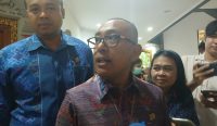 Foto: Wakil Ketua Satu I Wayan Disel Astawa bersama Wakil Ketua Tiga DPRD Bali, I Komang Nova Sewi Putra. Sumber: Yulius N/wacanabali.com