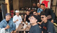 Gubernur Koster saat berdiskusi bersama anak muda Bali, bertempat di Kopi Jenar, Sabtu (07/06/2025). Foto: dok/pribadi