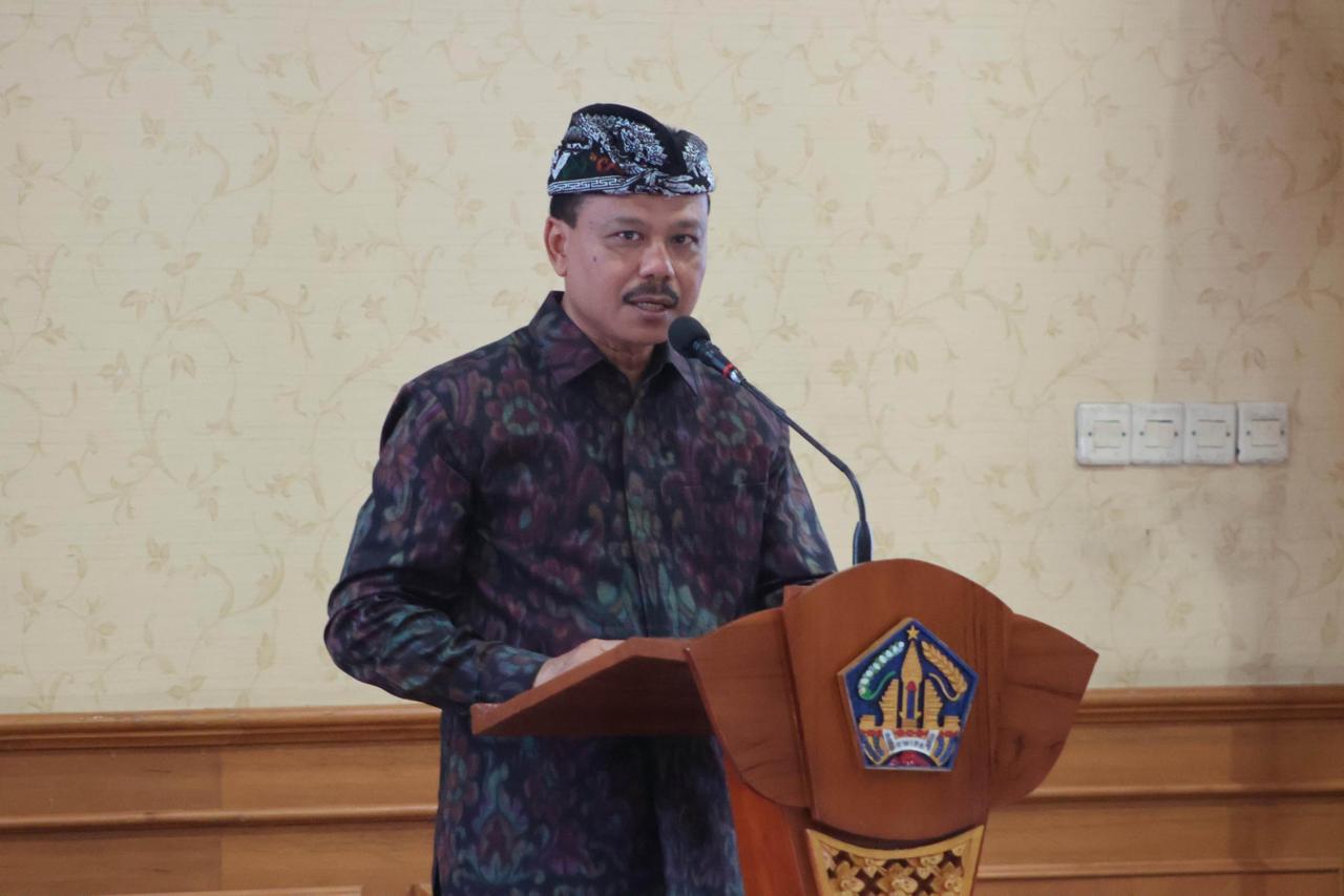 Sekda Bali Dewa Made Indra saat menghadiri PKN, Senin (30/06/2025). Foto: dok/Pemprov Bali