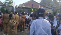 Foto: Pelaksanaan MPLS hari pertama di SLB 2 Denpasar, Senin (21/7/25). Sumber: Komang Ari/Wacana Bali.