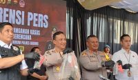 Foto: Konferensi pers terkait perkembangan kasus penembakan WN Australia di sebuah vila di Mengwi, Kabupaten Badung. Sumber: Yulius N/wacanabali.com