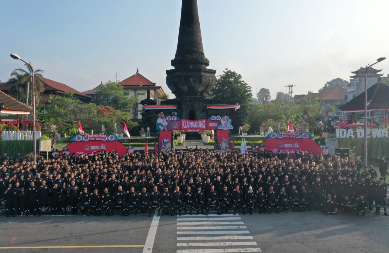 Pelepasan atlet Klungkung di ajang Pekan Olahraga Provinsi (Porprov) Bali Tahun 2025, Minggu (24/08/2025). Foto: dok/Pemkab Klungkung