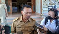 Foto: Sekretaris Daerah (Sekda) Provinsi Bali, Dewa Made Indra. Sumber: Yulius N/wacanabali.com