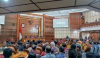 Foto: Sidang paripurna DPRD Bali. Sumber: Yulius N/wacanabali.com