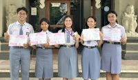 Dari kiri ke kanan: Tim SMA Negeri 1 Tabanan (Smasta) terdiri dari Anak Agung Krisna Prama Wicaksana, Pande Made Amelia Dwi Cahyani, Ni Ketut Manuputri Yunansari (ketua tim) Ratna Arcani S Antara, I Gusti Ayu Adinda Maharani, berhasil secara gemilang meraih Medali Perak di Ajang Olimpiade Sains Terapan Internasional.