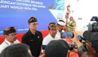 Bupati Wayan Adi Arnawa saat saat menyampaikan masalah penyaluran air bersih di Wilayah Badung Selatan