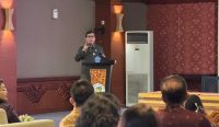 Foto: Pj Sekretaris Daerah Kota Denpasar I Gusti Ngurah Eddy Mulya saat menghadiri kegiatan sosialisasi perlindungan K3 di Gedung Sewaka Dharma, Lumintang, Selasa (20/1/26). Sumber: Istimewa.