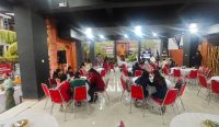 Suasana kebersamaan terasa hangat dalam kegiatan buka puasa bersama yang digelar di Rumah Kebangsaan dan Kebhinekaan Provinsi Bali, Jumat (13/3/2026).