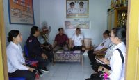 Polres Jembrana dan UPTD PPA Jembrana melakukan klarifikasi kepada sekolah terkait unggahan dugaan perbuatan tidak senonoh oknum guru SMPN 4 Mendoyo, Rabu (22/04/26).
