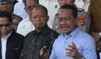 Gubernur Bali Wayan Koster memperpanjang penerapan sistem ganjil-genap pengisian BBM di SPBU se-Bali hingga Jumat (23/10/2026).