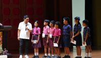 Foto: Bupati Wayan Adi Arnawa bersama Ketua PSBS Badung, Nyonya Rasniathi Adi Arnawa saat acara Sosialisasi PSBS “Akselerasi Badung Menuju Mandiri Badung” di Balai Budaya Giri Nata Mandala, Puspem Badung, Jumat (9/10). Sumber: istFoto: Bupati Wayan Adi Arnawa bersama Ketua PSBS Badung, Nyonya Rasniathi Adi Arnawa saat acara Sosialisasi PSBS “Akselerasi Badung Menuju Mandiri Badung” di Balai Budaya Giri Nata Mandala, Puspem Badung, Jumat (9/10). Sumber: ist